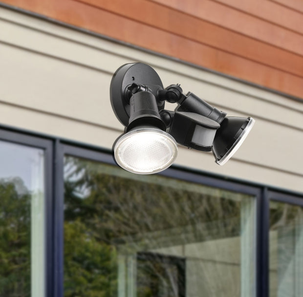COMET 20w LED 5000K IP44 Par30 Twin Flood with Sensor Light