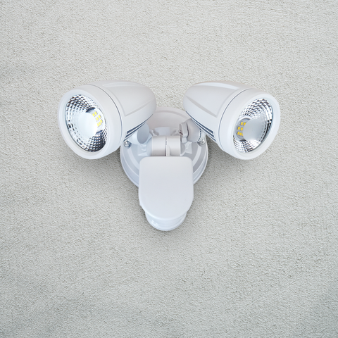 ILLUME 20w LED IP44 White Twin with Sensor Spotlight