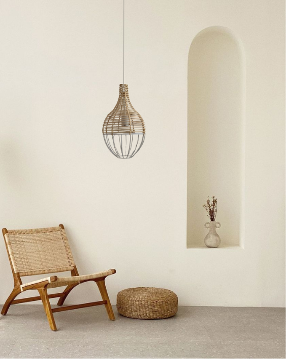 Isla E27 White Metal Pendant