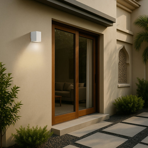 LORSA 1 LIGHT WALL LAMP 9w CCT WHITE IP65