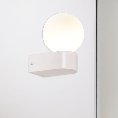 Minne Wall Light IP44 White