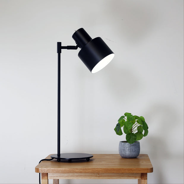 ARI Black E27 Desk Lamp