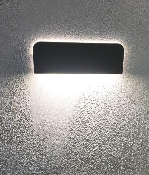 Kuk 10w LED Exterior Wall Light White